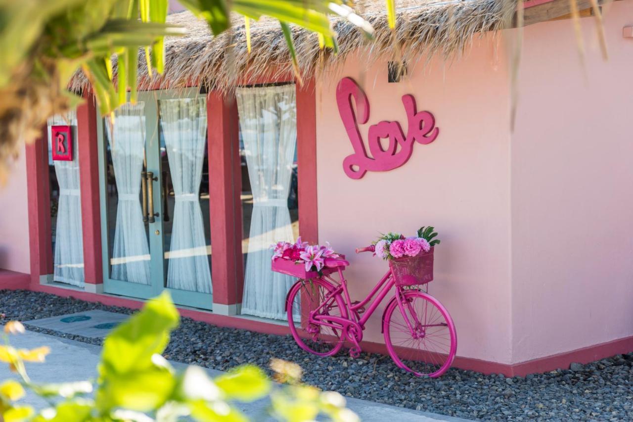 Hotel Pinkcoco Gili Air - Constant Surprises & For Cool Adults Only Zewnętrze zdjęcie