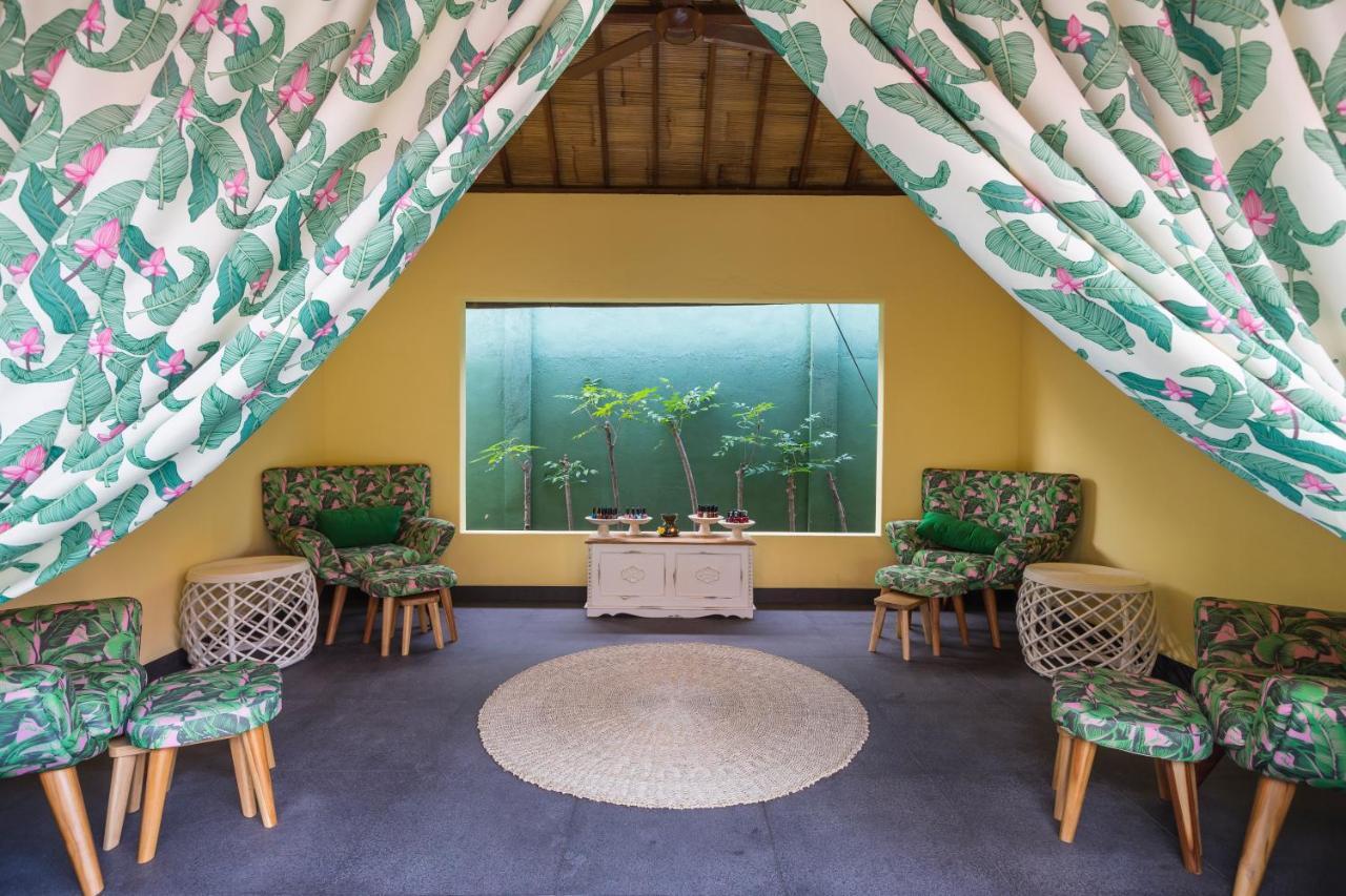 Hotel Pinkcoco Gili Air - Constant Surprises & For Cool Adults Only Zewnętrze zdjęcie